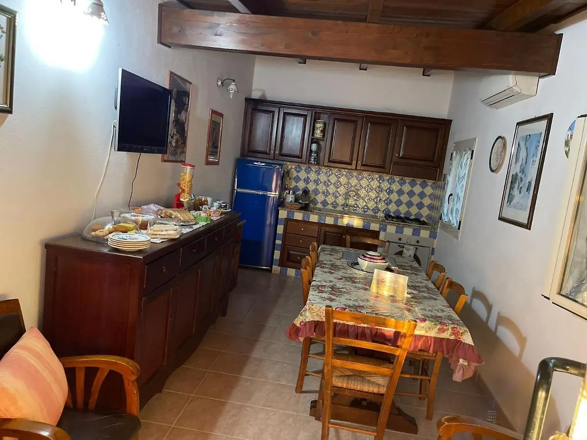 Bed & Breakfast Da Mintonia  Oliena